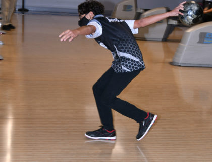 Bowling Starts Season with an Undefeated Record